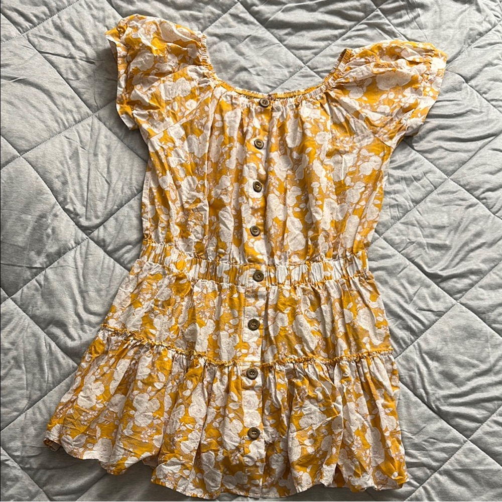 Floral Button-Down Yellow Top